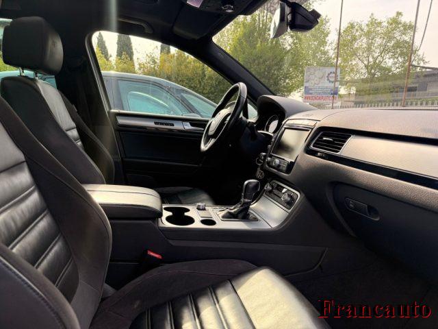 VOLKSWAGEN Touareg 3.0 TDI 204 CV tiptronic BlueMotion Sport