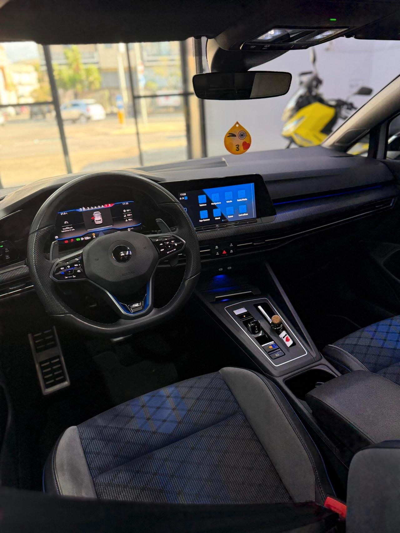 Volkswagen Golf 2.0 TSI R DSG 4Motion