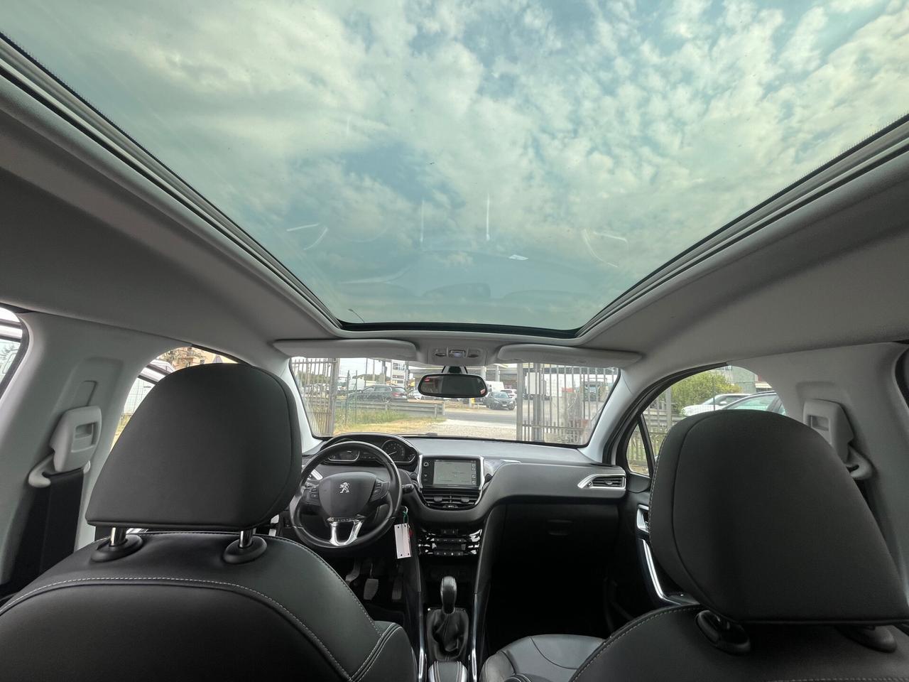 Peugeot 2008 1.6 e-HDi 92 CV Stop&Start Urban Cross