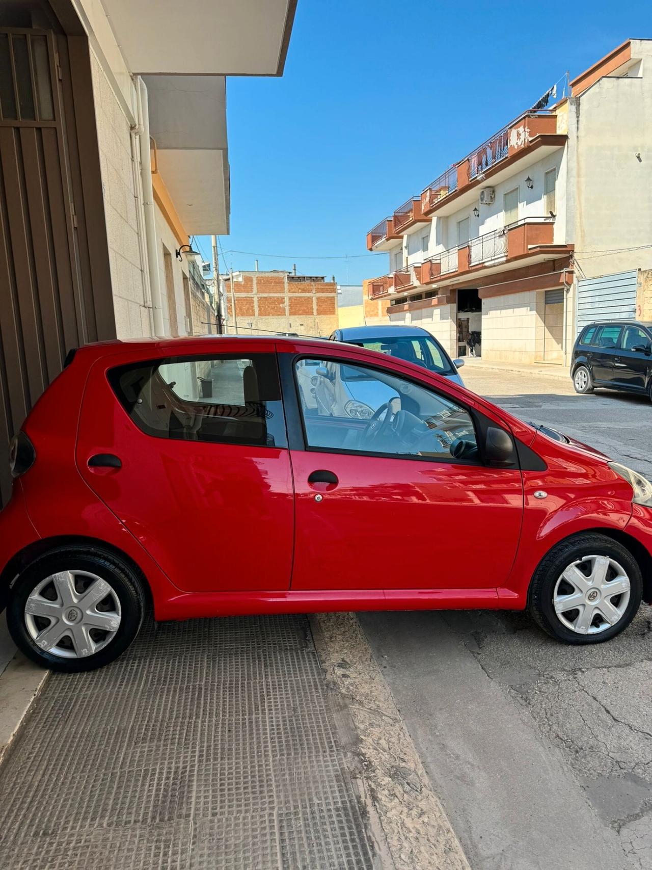 Toyota Aygo 1.0 12V VVT-i 5 porte