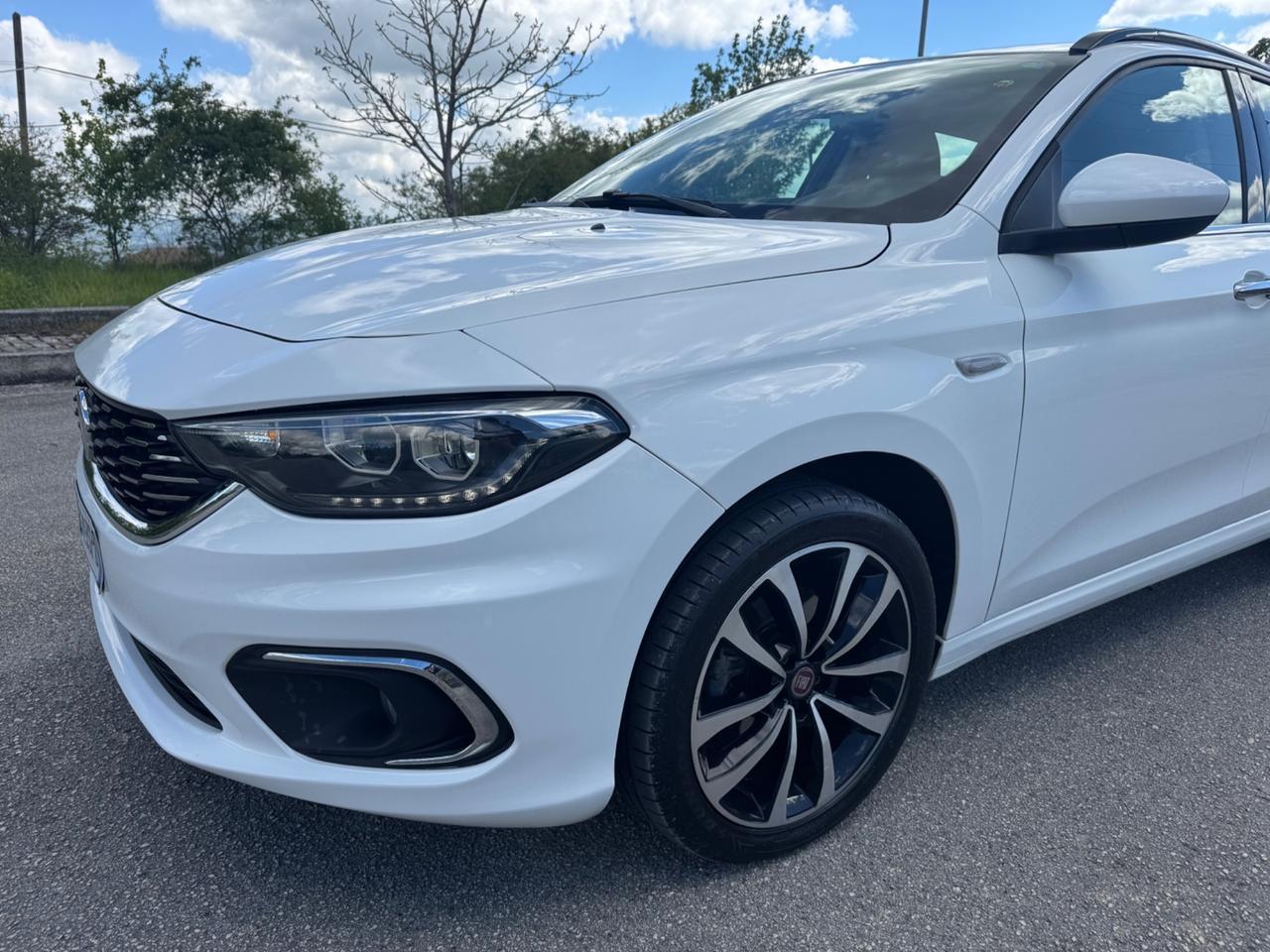 Fiat Tipo 1.6 Mjt S&S SW Lounge