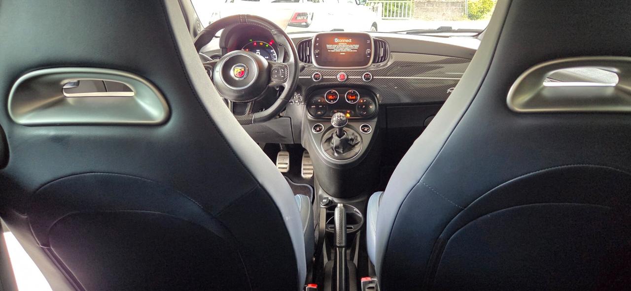 Abarth 695 1.4 Turbo T-Jet Rivale