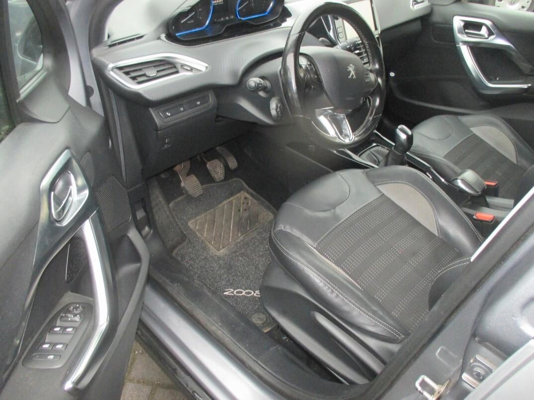 Peugeot 2008 1.2 puretech Euro 6 Per Neopatentati