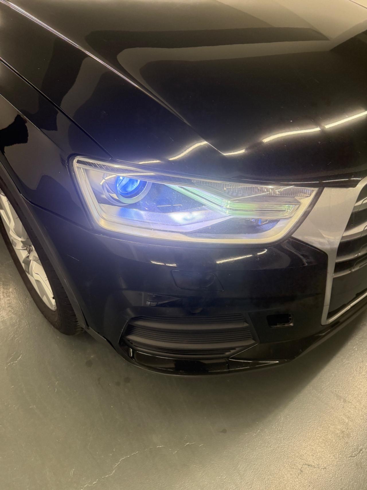 Audi Q3 2.0 TDI 120 CV Business