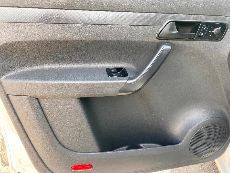 VOLKSWAGEN Caddy 3ªs. Tour. 2ª Caddy 2.0 TDI ...