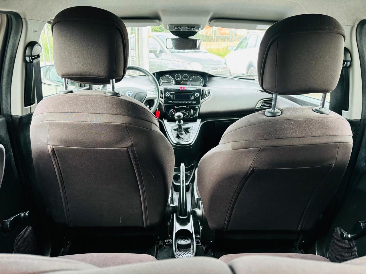 Lancia Ypsilon 1.2 69 CV 5 porte S&S Gold