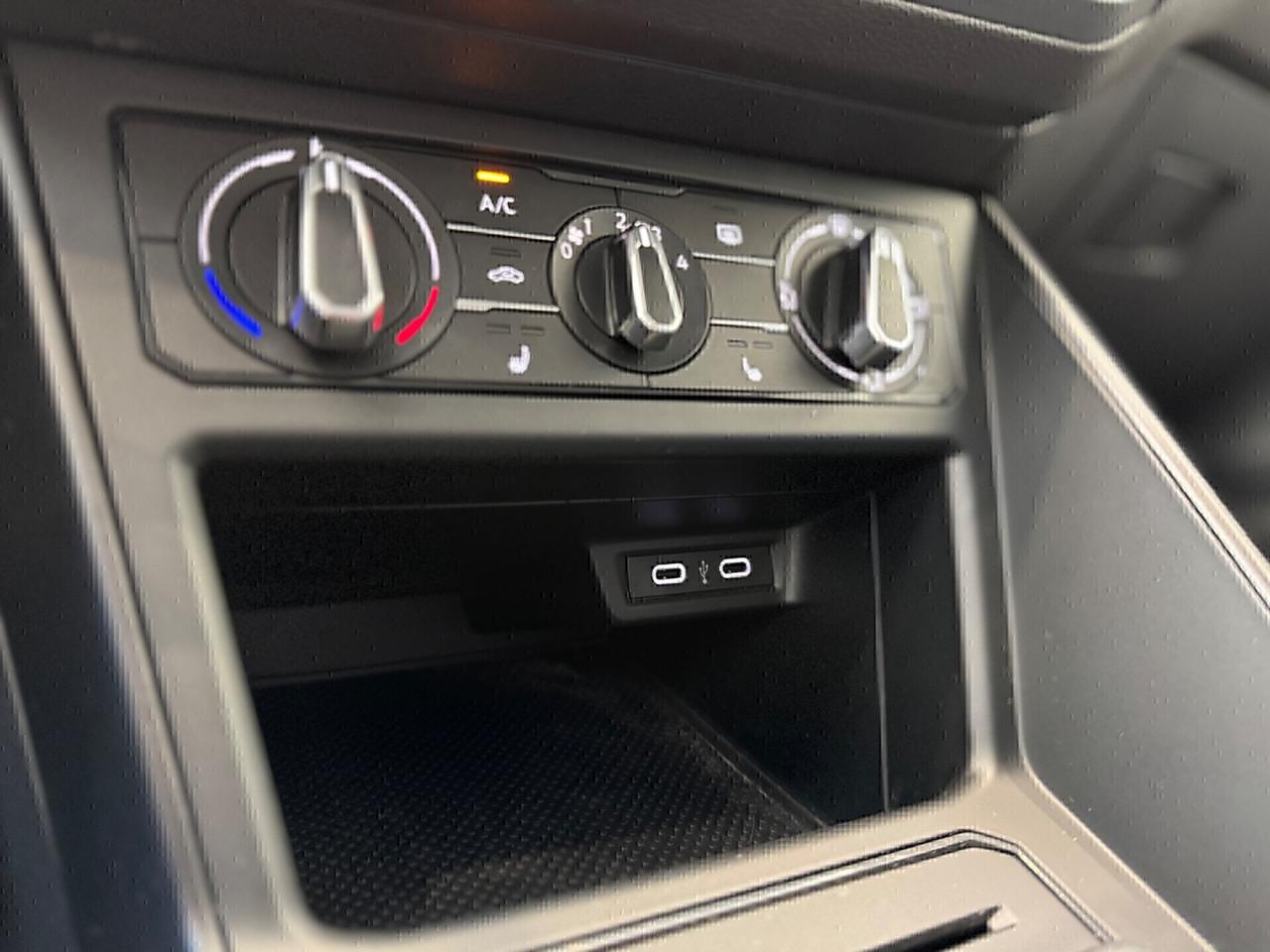 Volkswagen Polo 1.0 TSI Style “21.000KM”