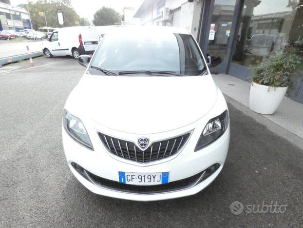 LANCIA Ypsilon 1.0 FireFly 5 porte S&S Hybrid Ec