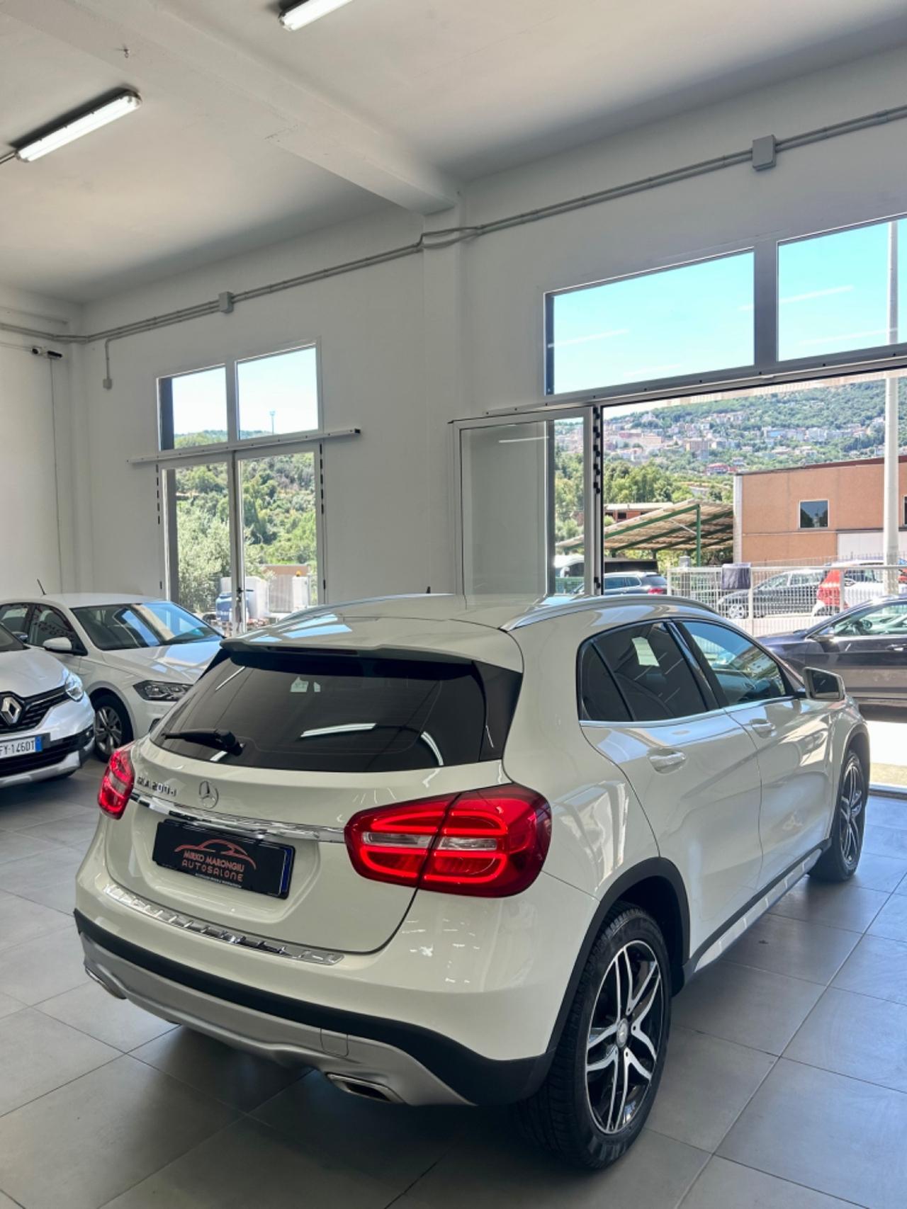 Mercedes GLA 200 SPORT ENDURO finanziabile