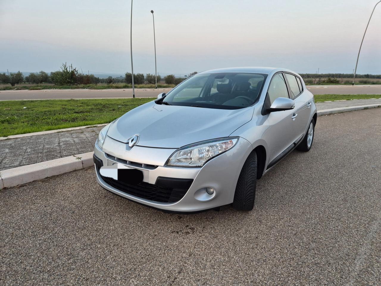 Renault Megane Mégane 1.5 dci diesel 110cv 2012