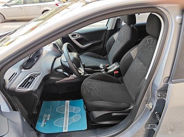 PEUGEOT 2008 1.4 HDi 68 cv - 2013