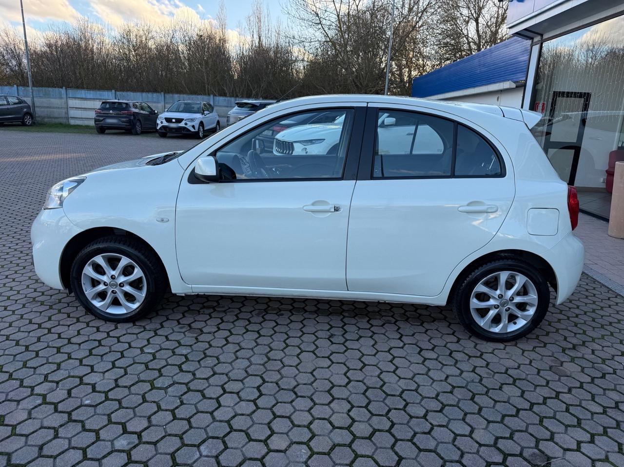 Nissan Micra 1.2 12V 5 porte Tekna OK NEOPATENTATI