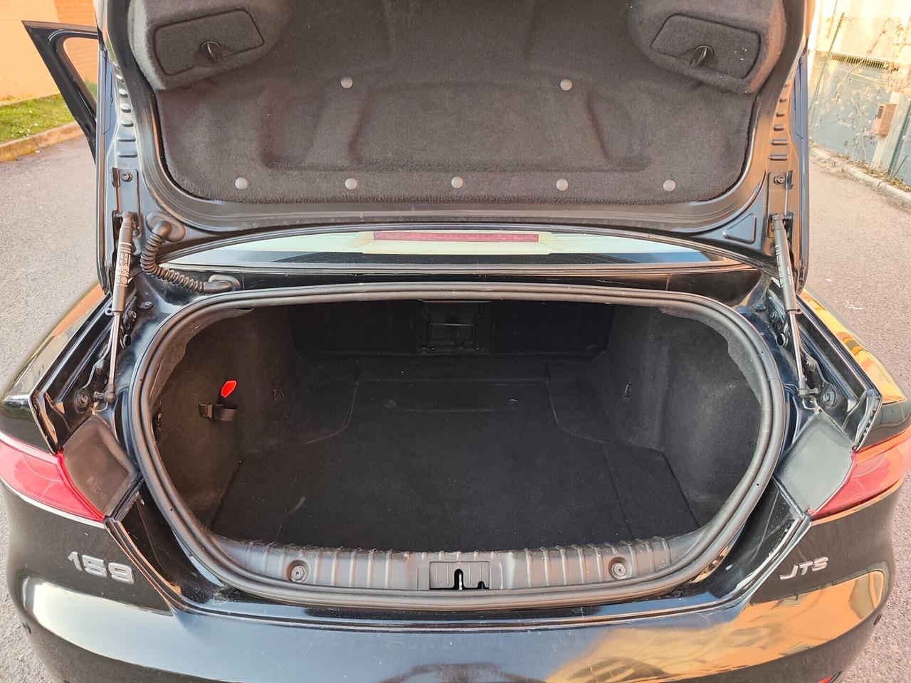 Alfa Romeo 159 1.9 JTS berlina 100 Milà km