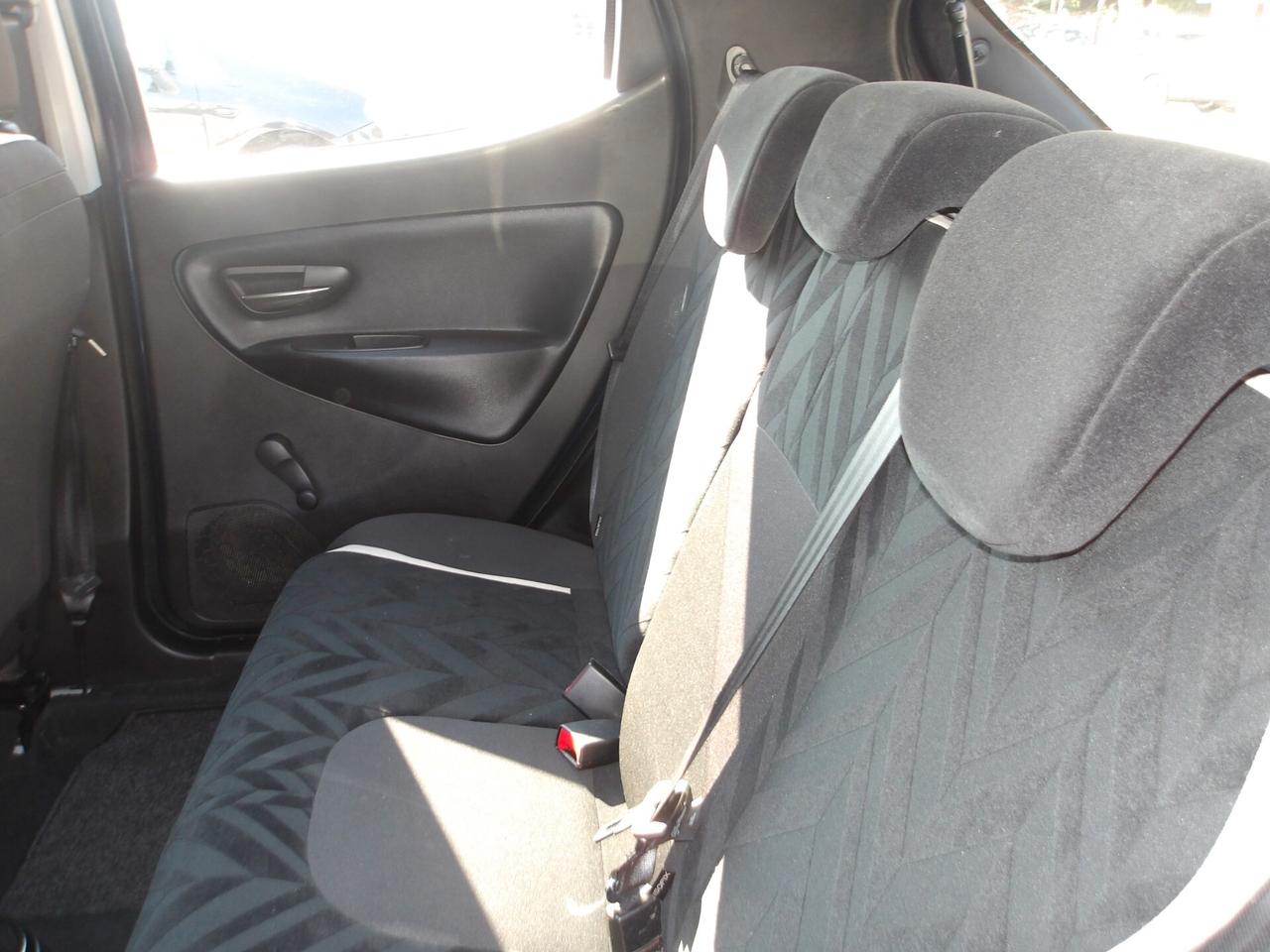 LANCIA YPSILON 1.2 B/GPL-CASA MADRE