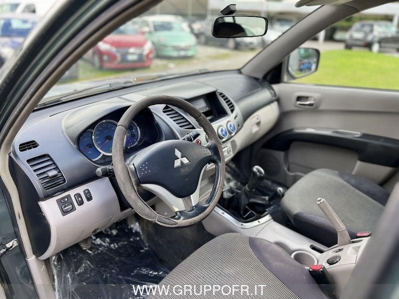 Mitsubishi L200 L200 2.5 DI-D/136CV Double Cab