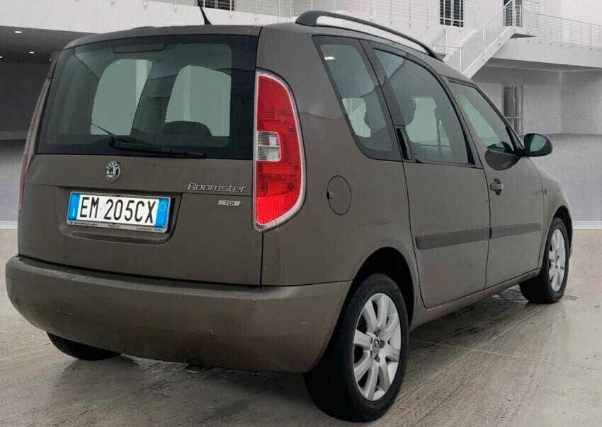 Skoda Roomster 1.2 TDI CR 75CV Active