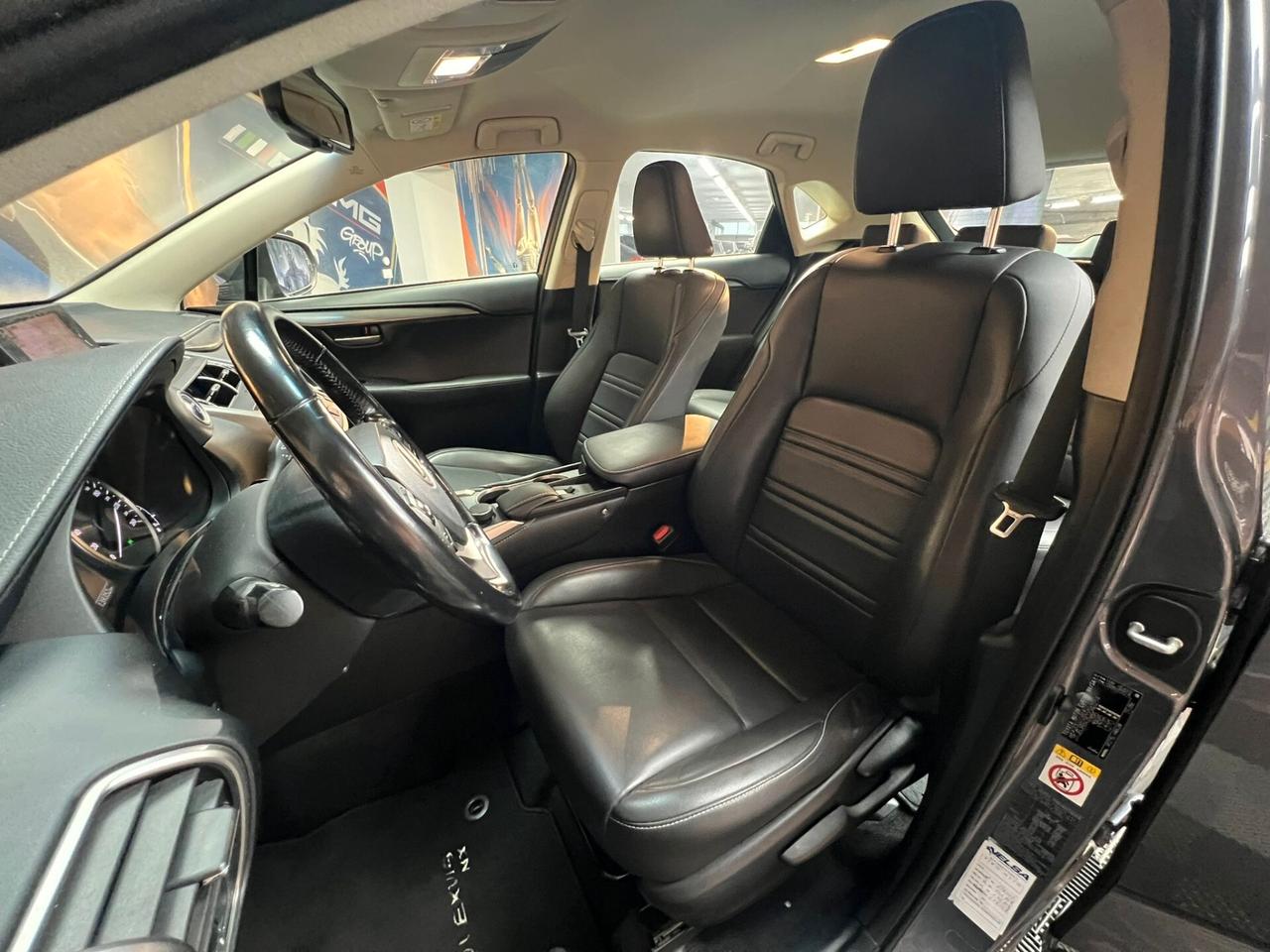 NX 300h 2.5 Executive 4wd cvt (190)
