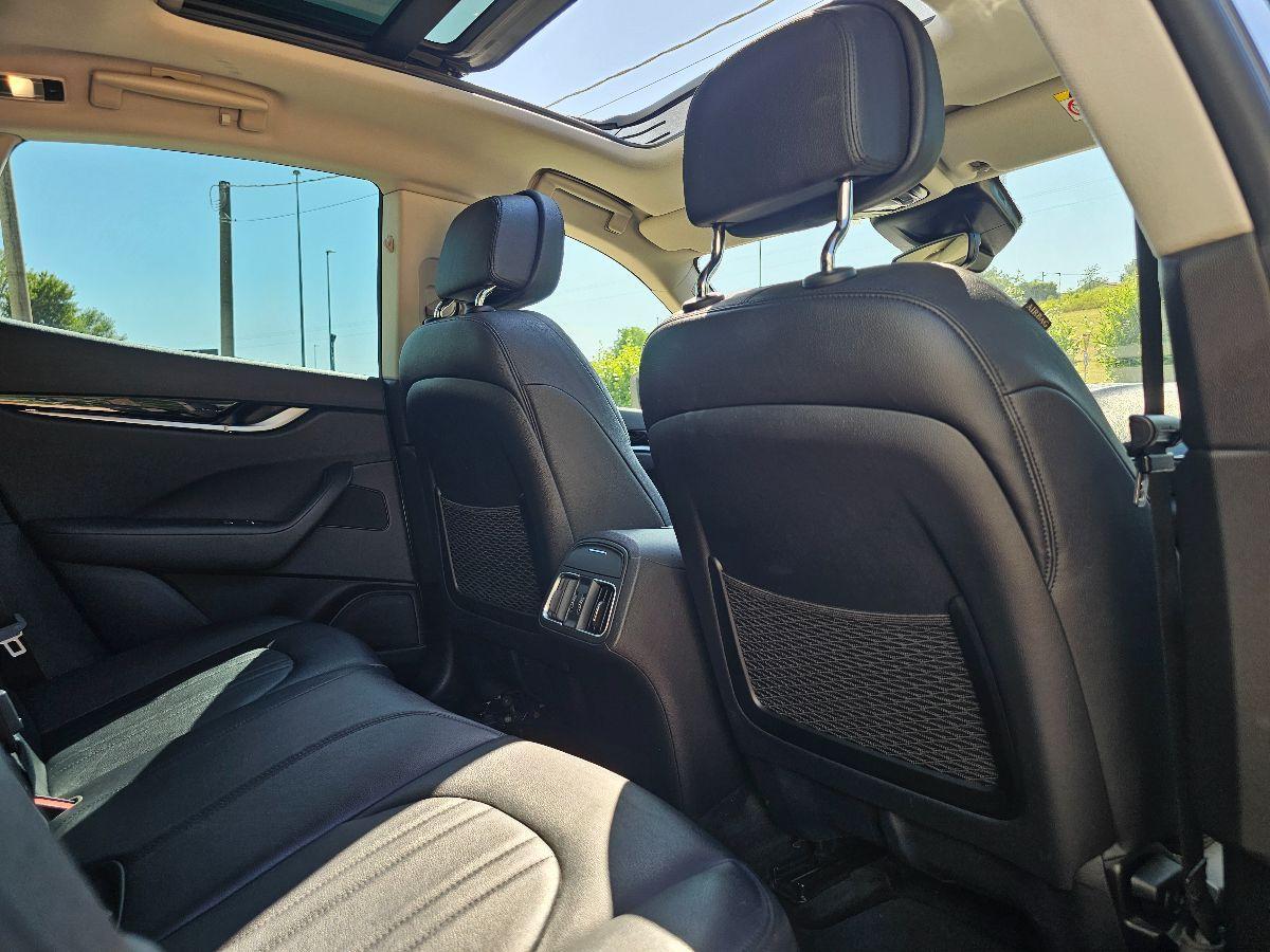 MASERATI LEVANTE V6 DIESEL 250CV Q4 GARANZ 12 MESI FINANZ