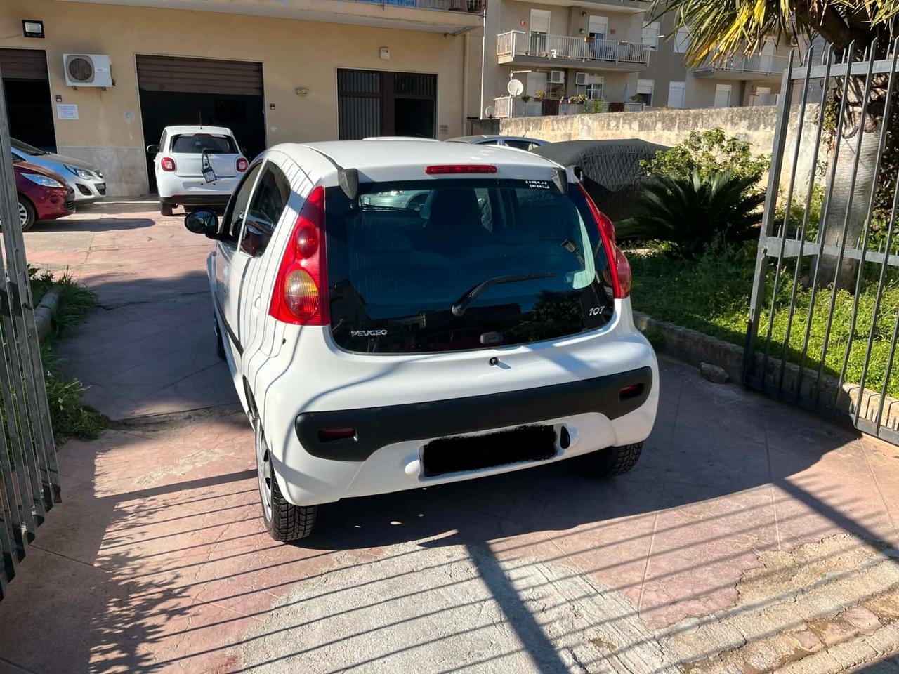 PEUGEOT 107 1.0 BENZINA
