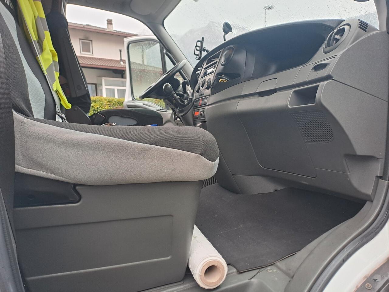 IVECO DAILY CENTINATO 3.0 *PATENTE C* 70C17