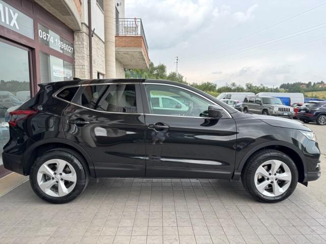 Nissan Qashqai 1.5 dci Business 110cv