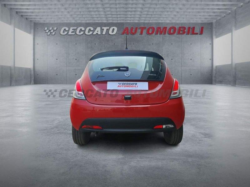 Lancia Ypsilon Ypsilon 1.0 firefly hybrid Gold s&s 70cv