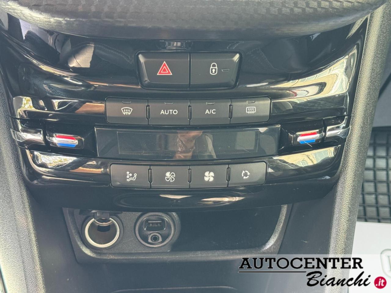 Peugeot 2008 1.6 bluehdi Allure 100cv my16