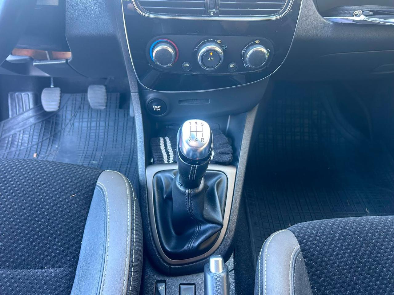 Renault Clio Duel2 1.5 ENERGY dCi 90 Eco2 #11865