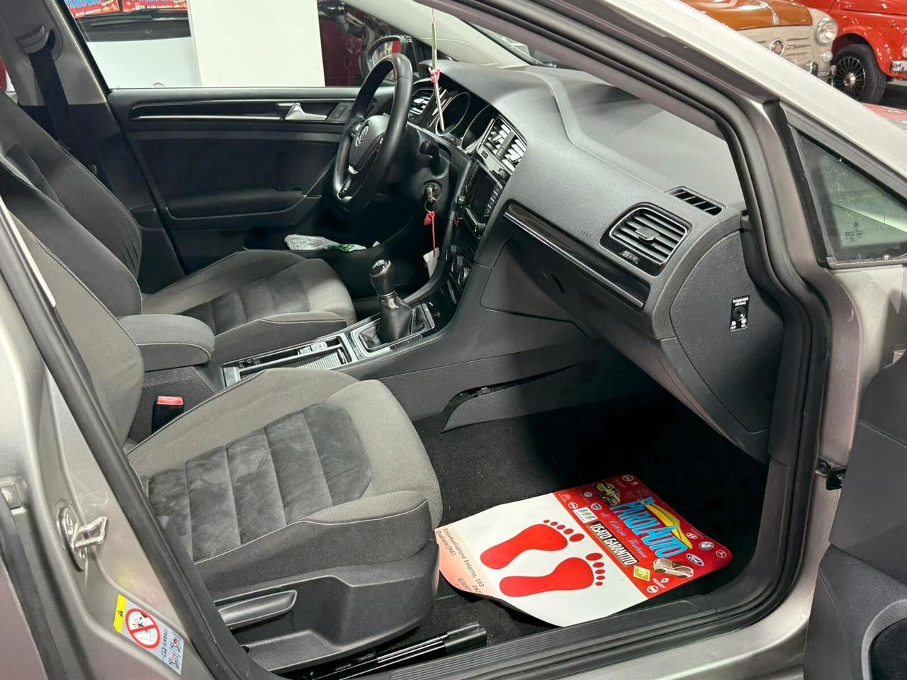 Volkswagen Golf 1.6 tdi 105cv BlueMotion - 2013