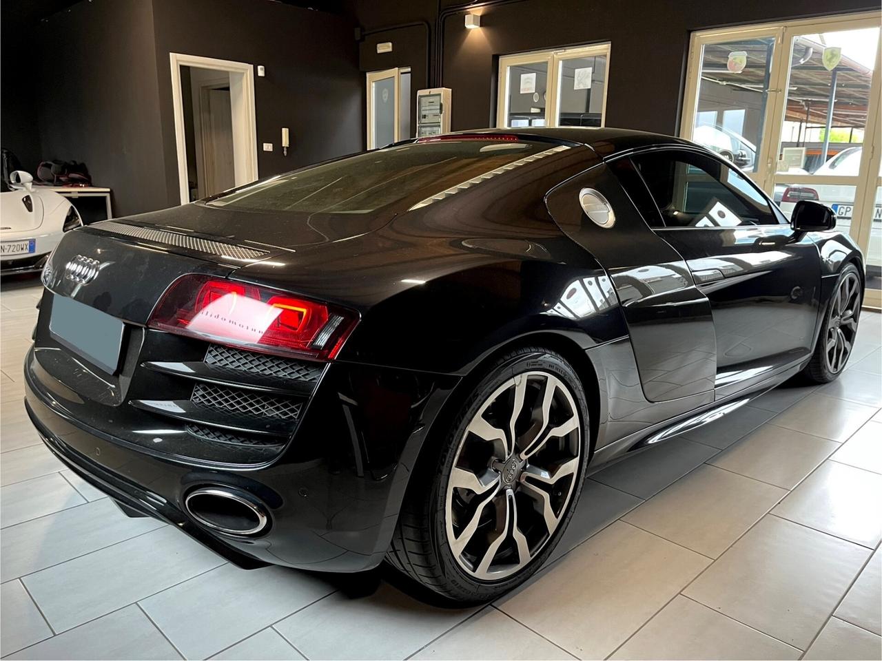 Audi R8 V10 coupè 525cv