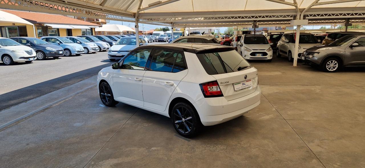 Skoda Fabia 1.0 MPi 75cv ** Tetto Panoramico **