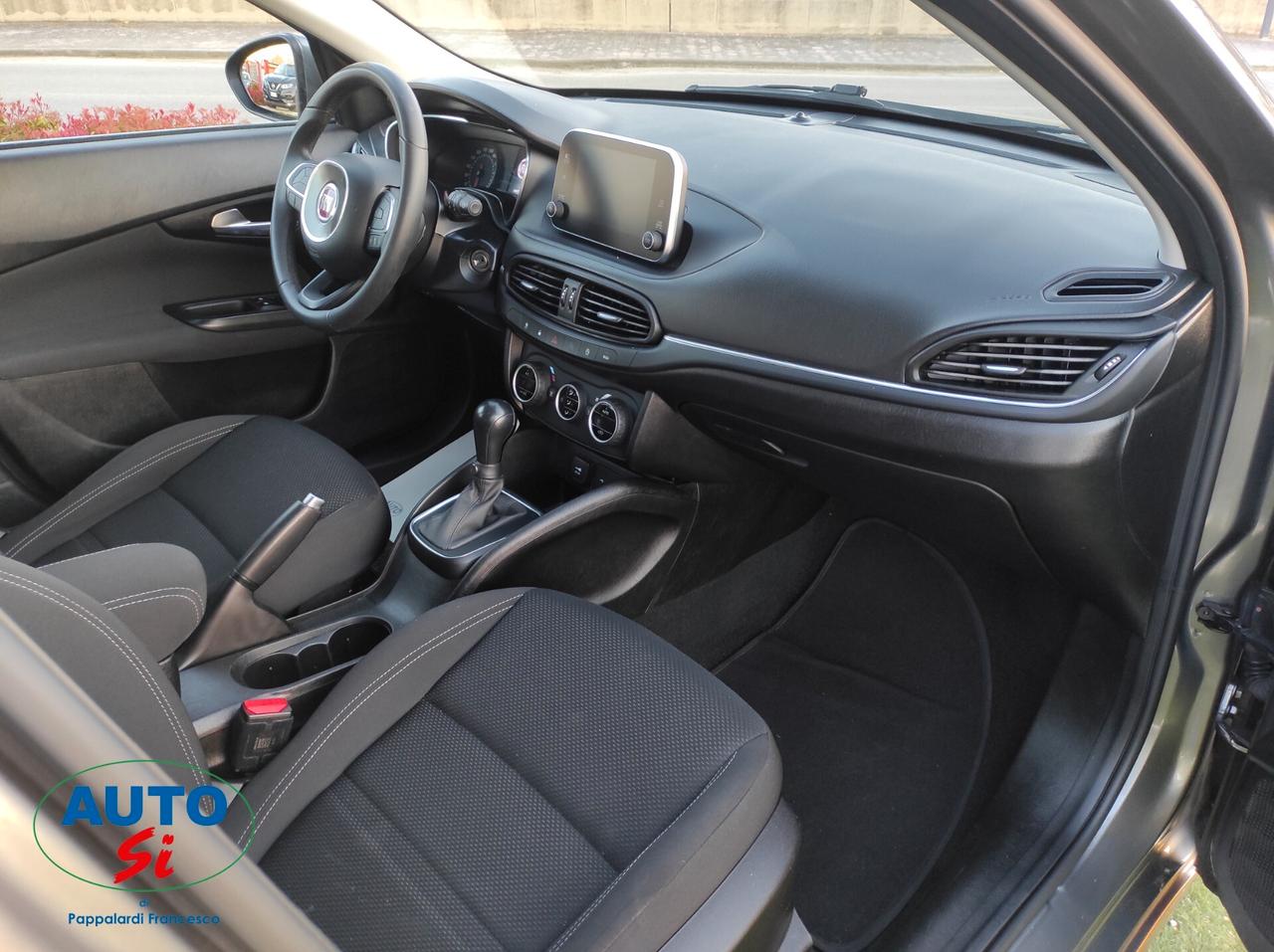 Fiat Tipo 1.6 Mjet - 120cv CAMBIO AUTOMAT