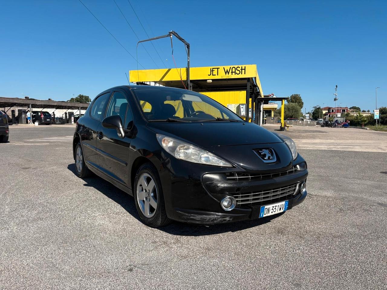 Peugeot 207 1.4 HDi 70CV 5p. ONE Line