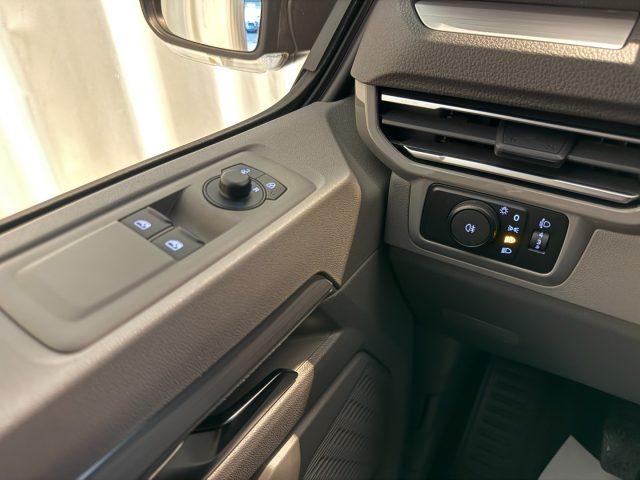 VOLKSWAGEN Caravelle 2.0 TDI Life 9P Camera LED App Connect