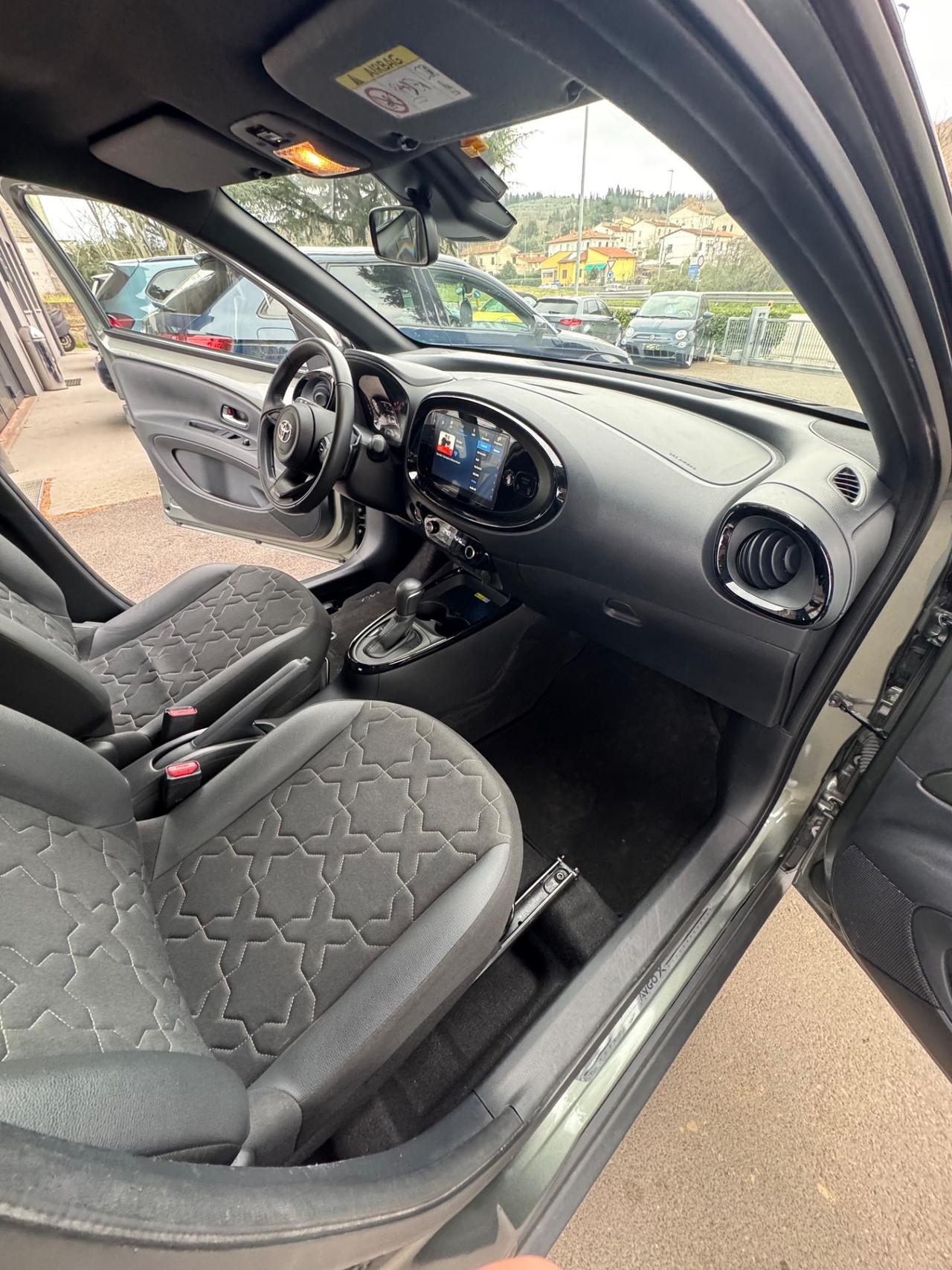 Toyota Aygo X 1.0 VVT-i 72 CV 5 porte Limited Air S-CVT