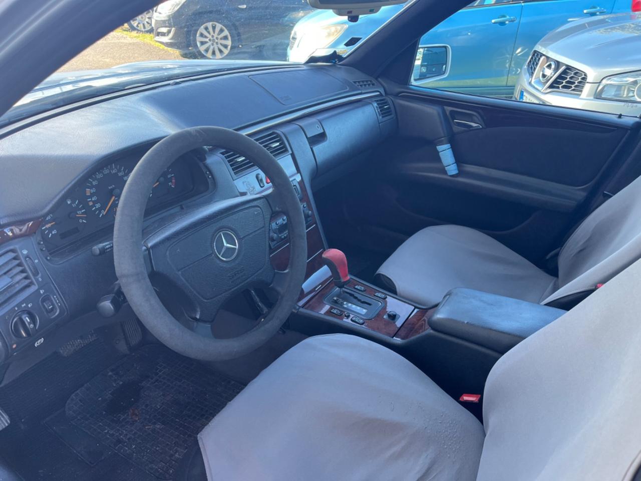 Mercedes-benz E 230 cat Elegance GPL CAMBIO AUTOMATICO