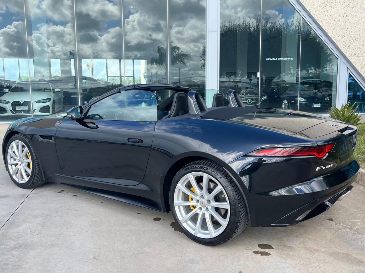 Jaguar F-Type 2.0 aut. Convertibile R-Dynamic - SUPER OFFERTA T.STOCK