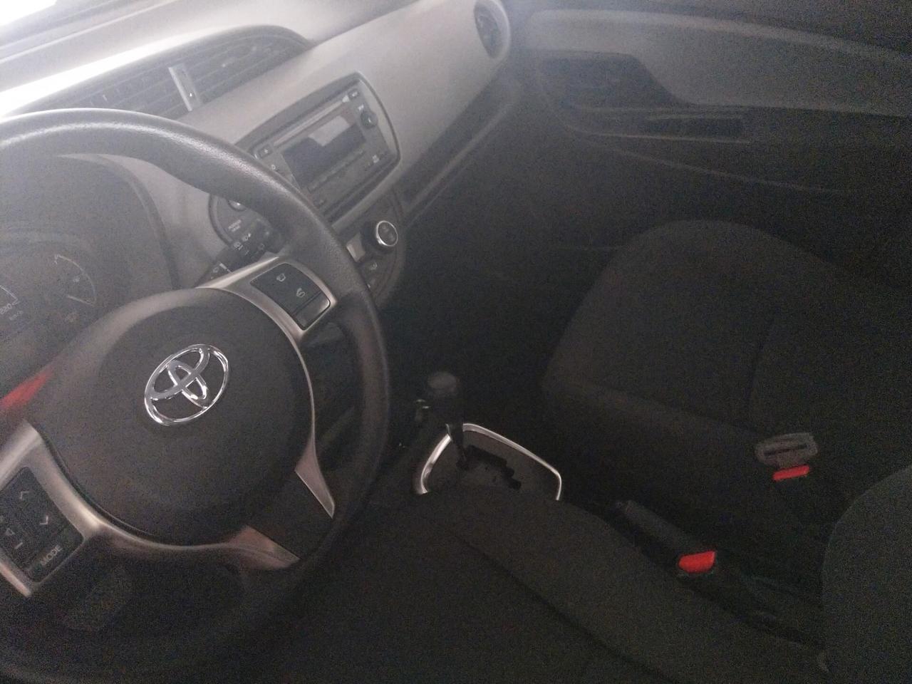 Toyota Yaris 1.5 Hybrid 5 porte Cool
