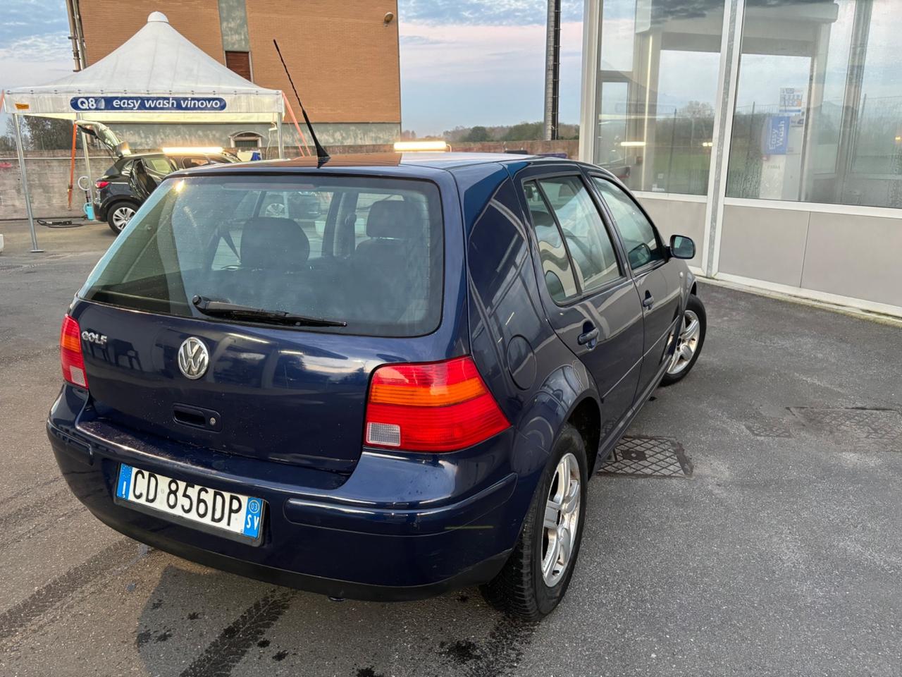 Volkswagen Golf 1.6 5p. Comfortline