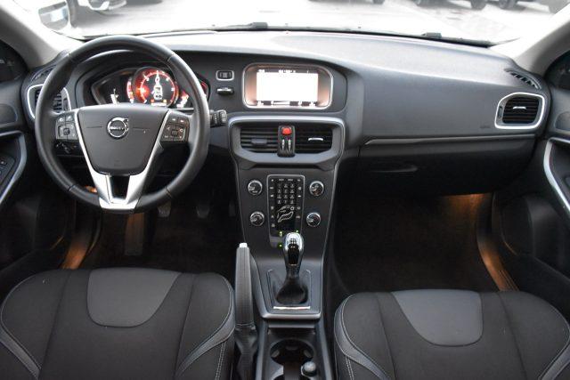 VOLVO V40 D2 Business Plus