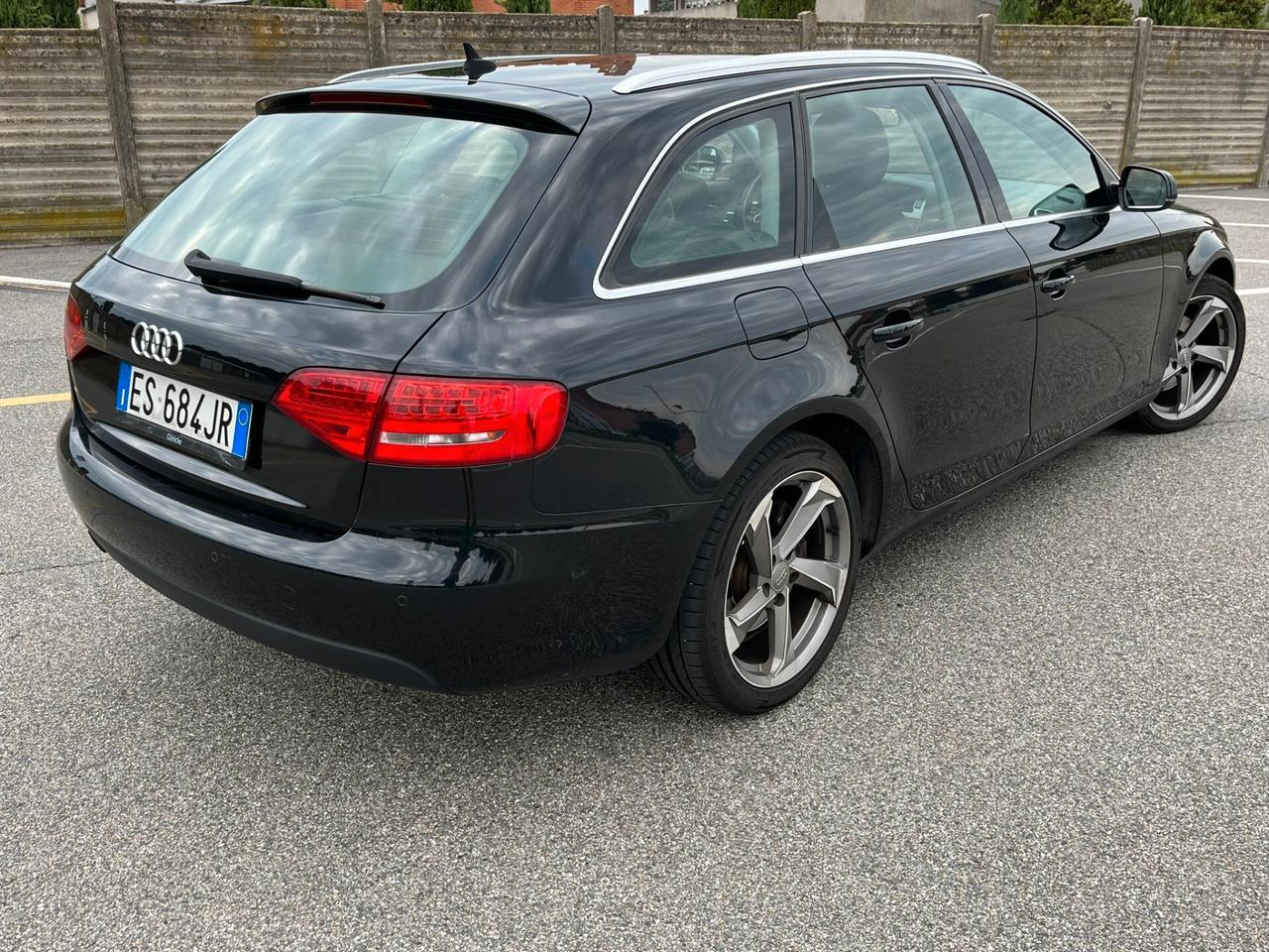 Audi A4 Avant 2.0 TDI 143CV Avant Multitronic