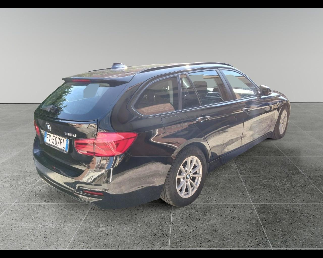 BMW Serie 3 (F30/31) - 318d Touring Business Advantage aut.