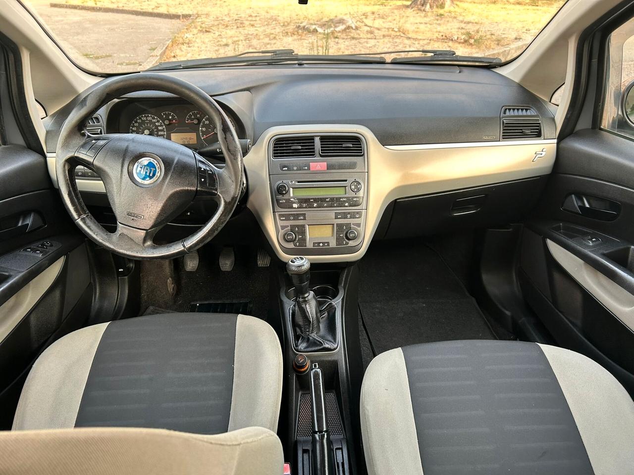 Fiat Grande Punto 1.3 MJT 75 CV 5 porte Dynamic