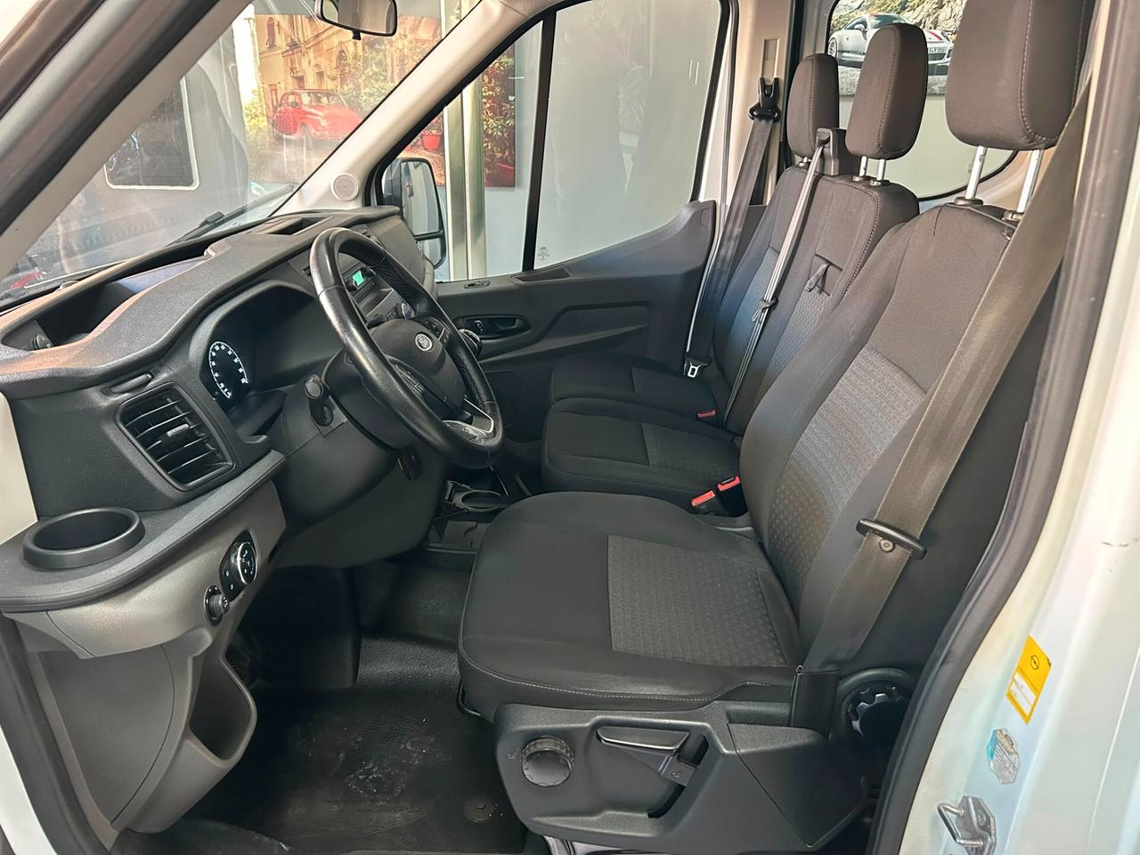 Ford Transit 350 2.0TDCi EcoBlue 130CV DC Cassone