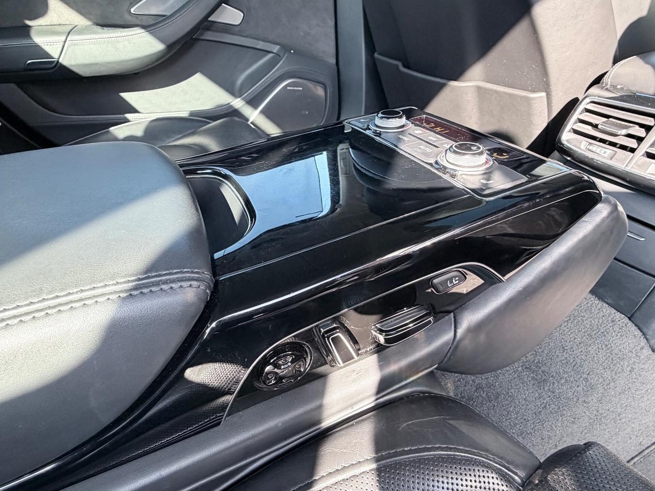 Audi A8 L 3.0TDI 262CV quattro LONG President EURO6