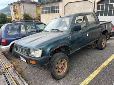 Toyota Hilux 2.4 diesel Pick-up