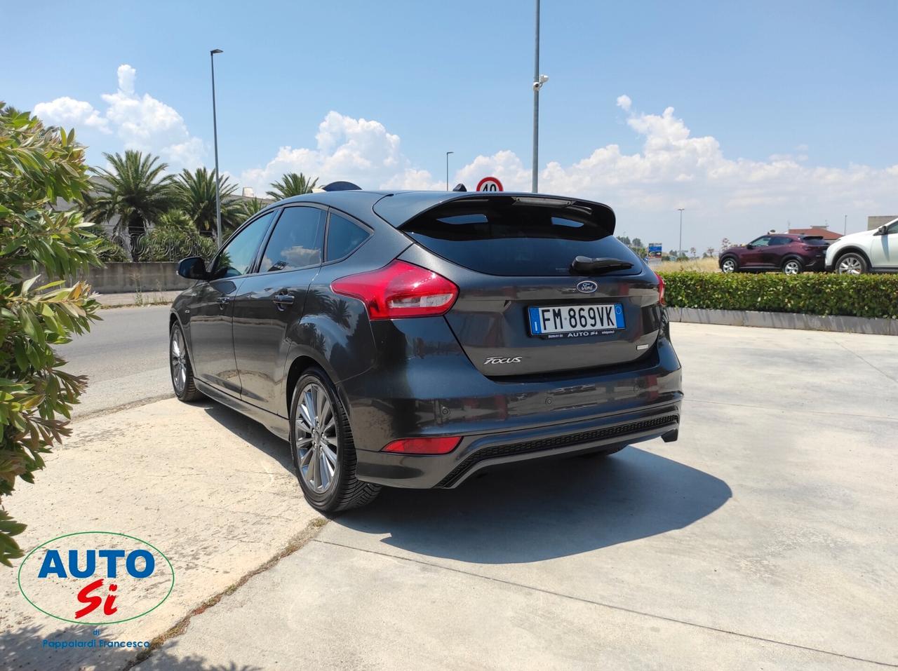 Ford Focus 1.0 Benzina - 125cv ST Line