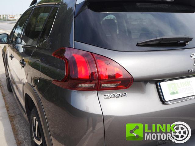 PEUGEOT 2008 BlueHDi 100 S&S Allure