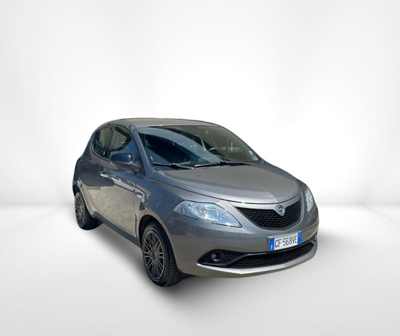 Lancia Ypsilon 1.0 FireFly 5 porte S&S Hybrid Gold