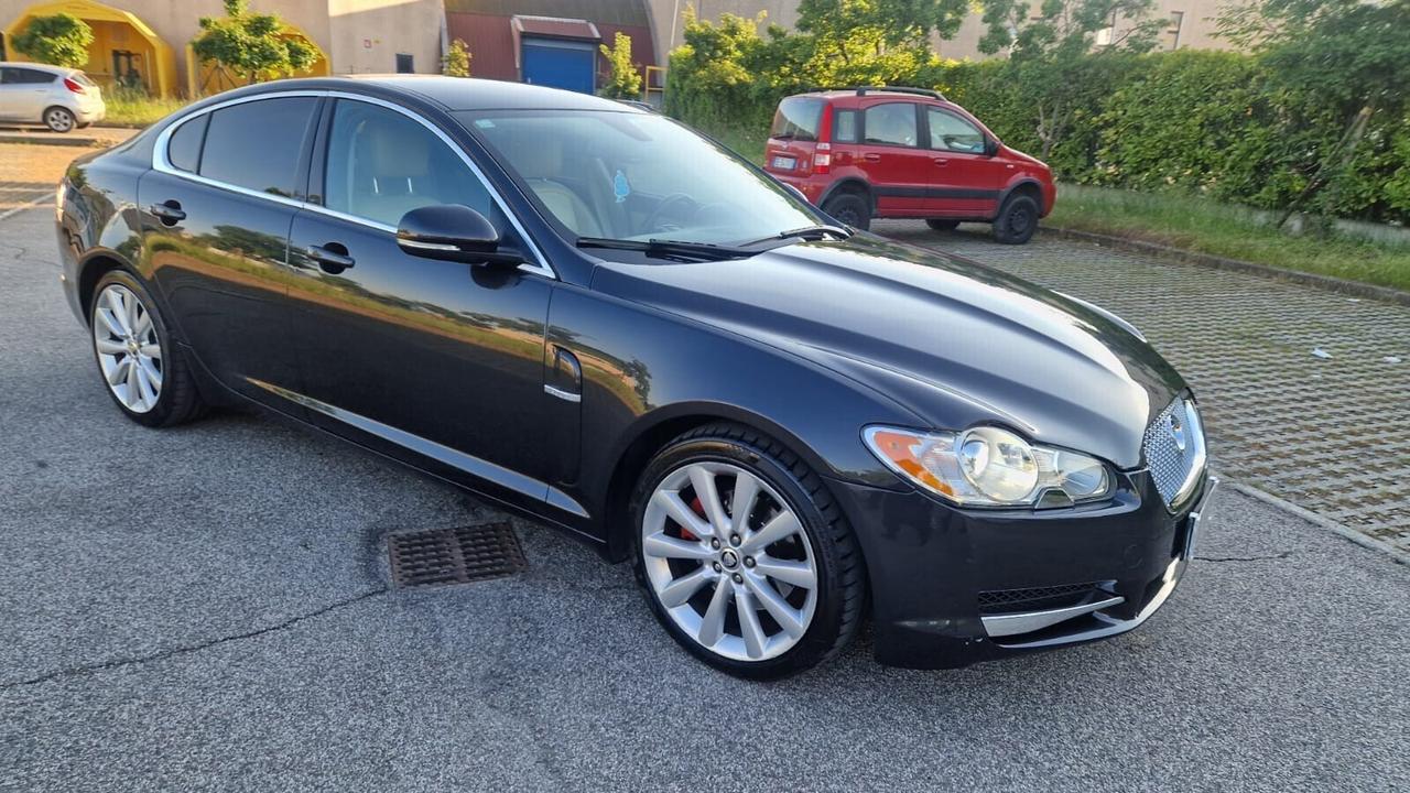 Jaguar XF 3.0 DS V6 Premium Luxury